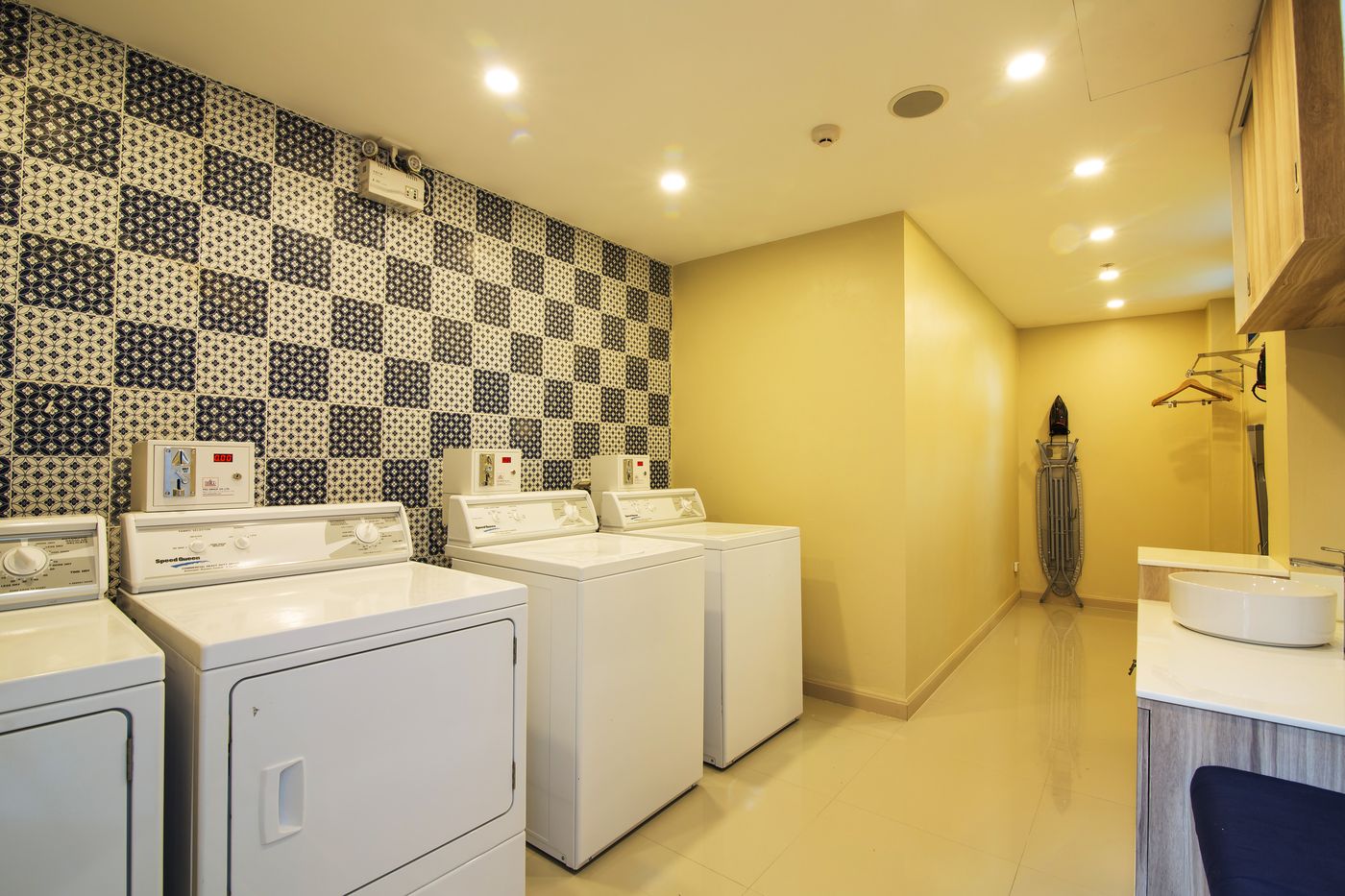 Holiday-Inn-Resort-Krabi-Ao-Nang-Beach-Lobby-50