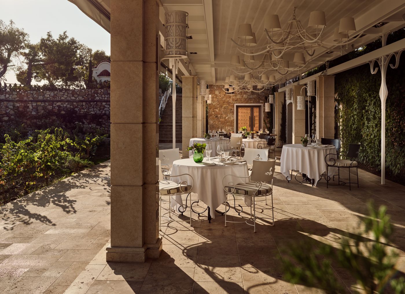 Danai-Beach-Resort---Villas-Restaurant-15