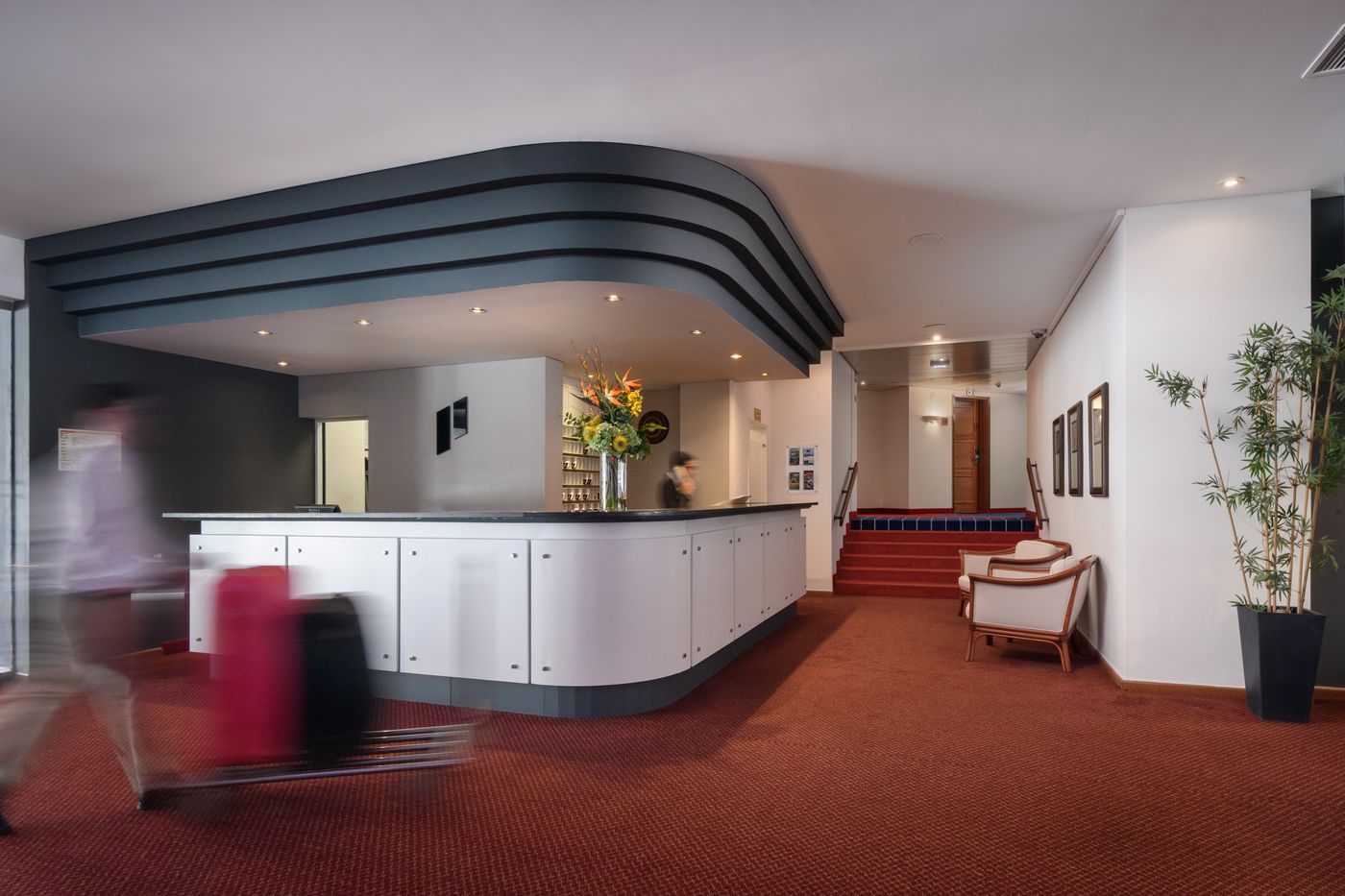 Pestana-Cascais-Ocean---Conference-Aparthotel-Lobby-11