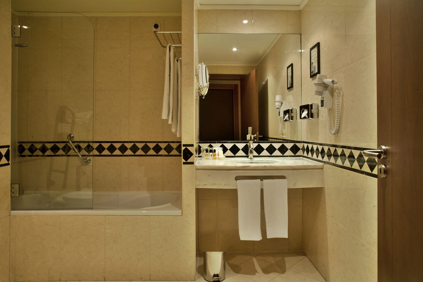 Turim-Europa-Hotel-Room-25