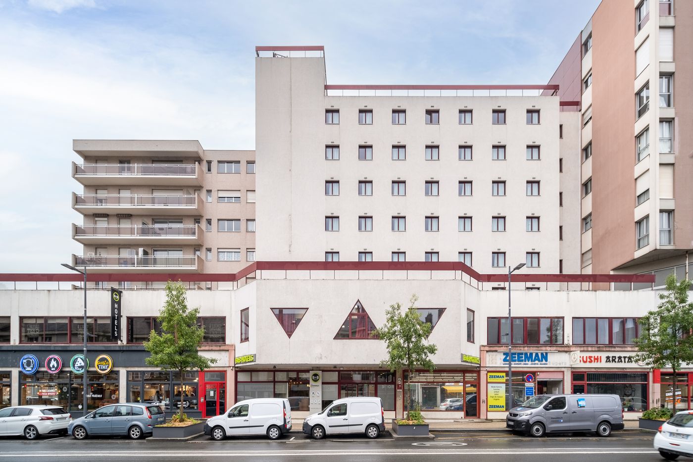 B&B HOTEL Amiens Centre Cathédrale-France-AMIENS-General view-1
