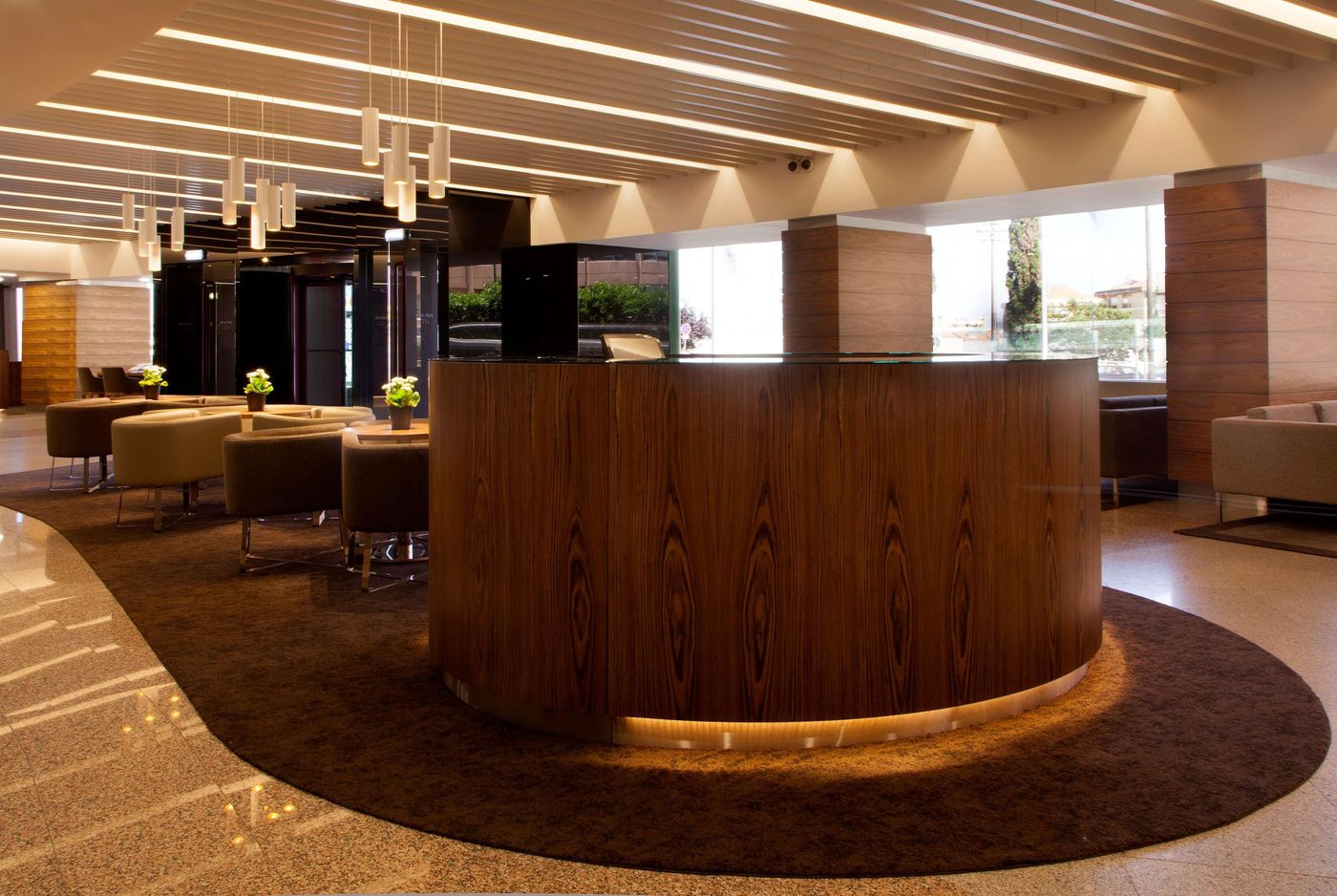 Olaias-Park-Hotel-Lobby-3