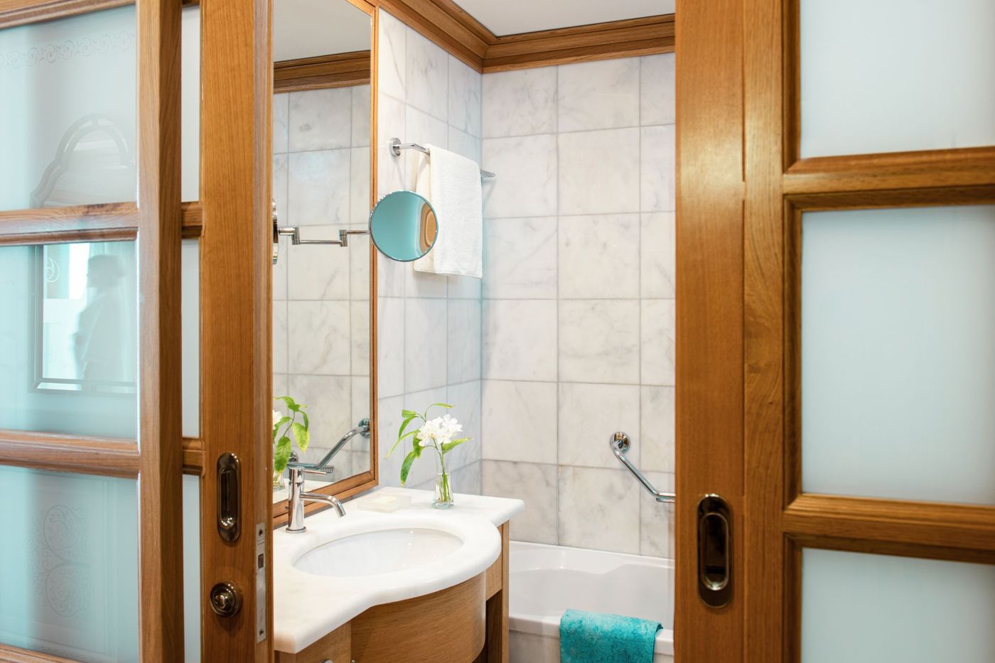 Mitsis-Selection-Blue-Domes-Room-39