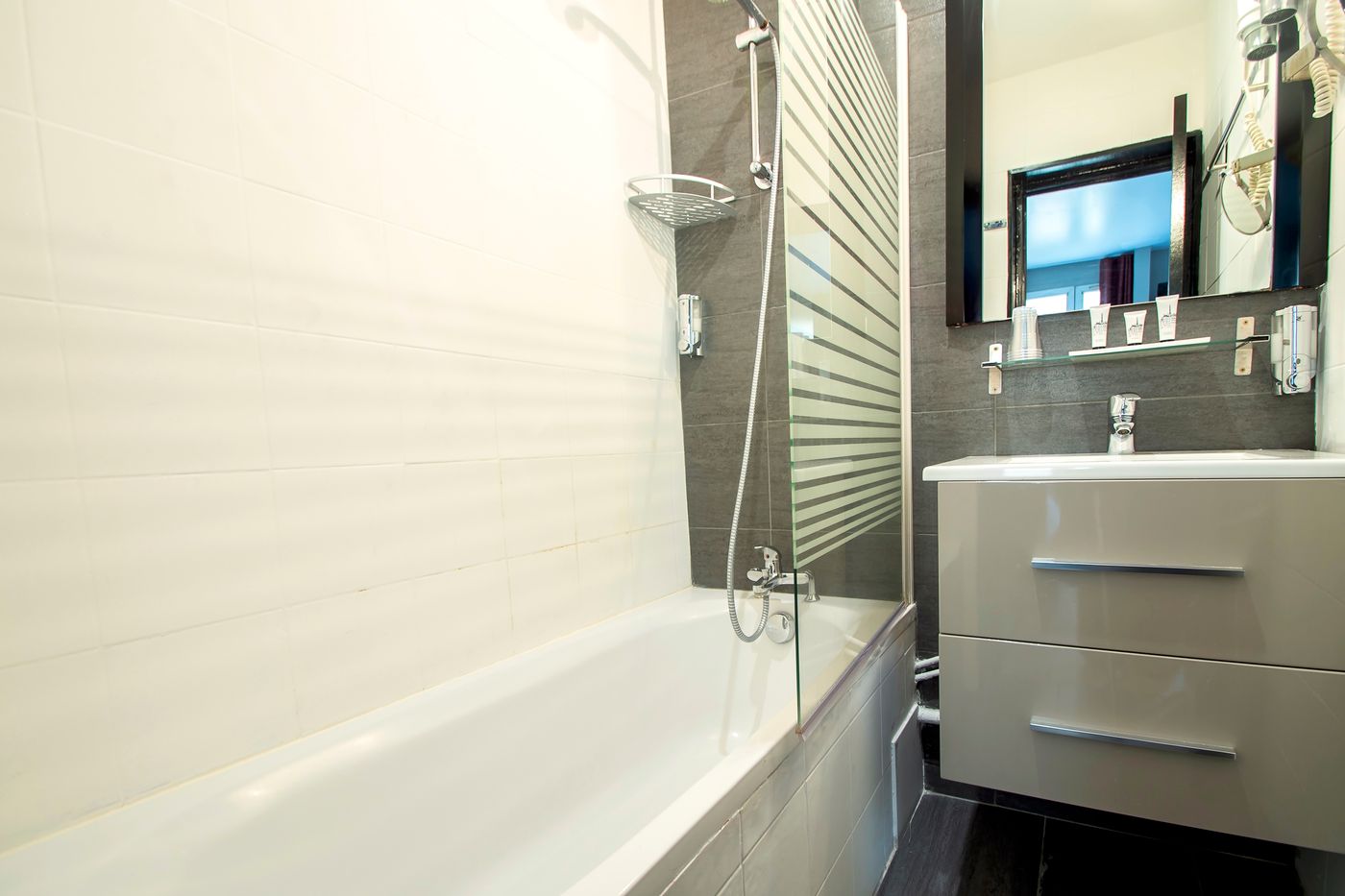 Migny-Opera-Montmartre-Room-38