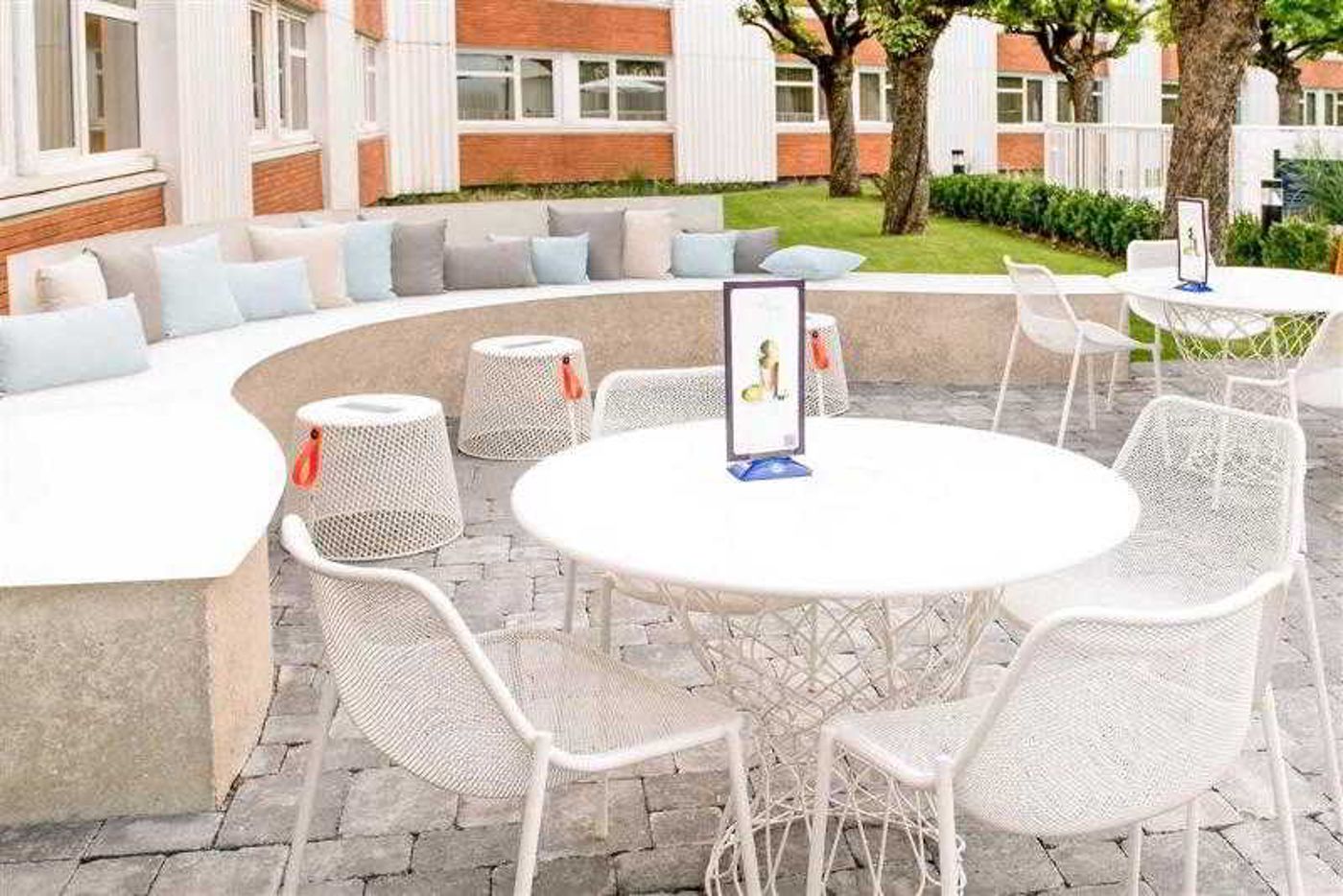 Novotel Lyon Bron Eurexpo - France - BRON - Terrace - 4