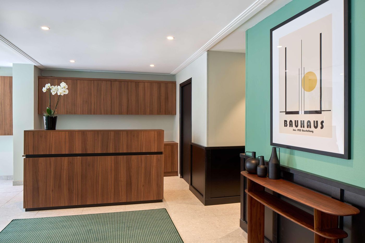 Timhotel-Nation-Lobby-3