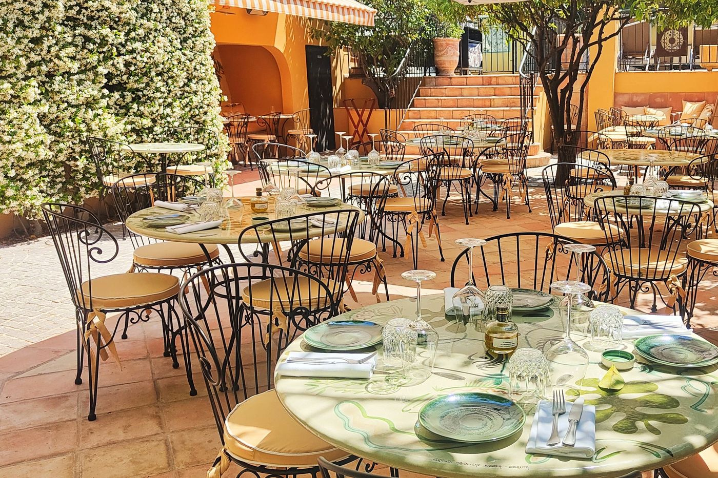 La-Perouse-Nice-Baie-des-Anges-Restaurant-9