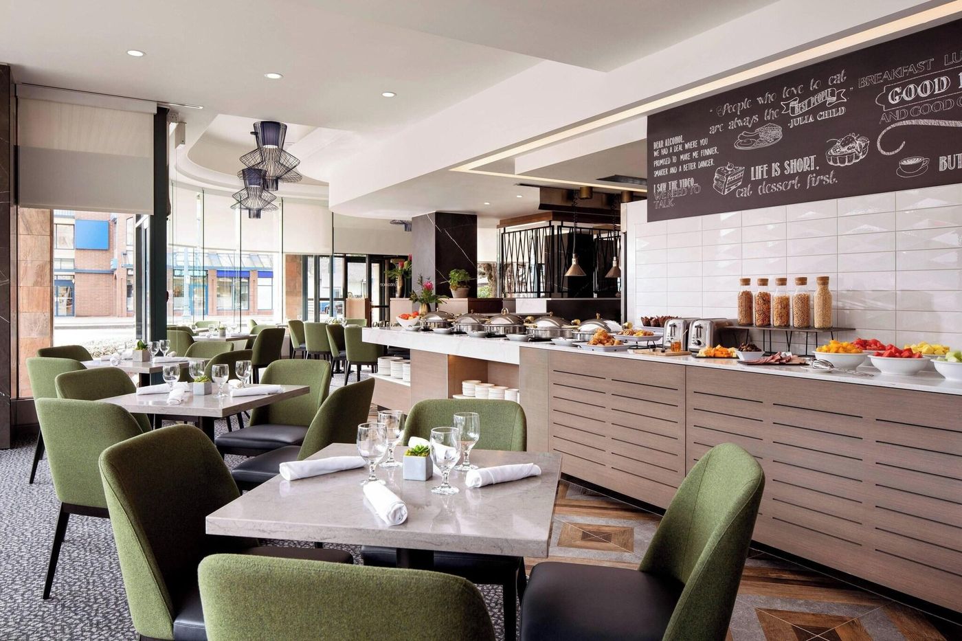 Vancouver-Airport-Marriott-Hotel-Restaurant-39