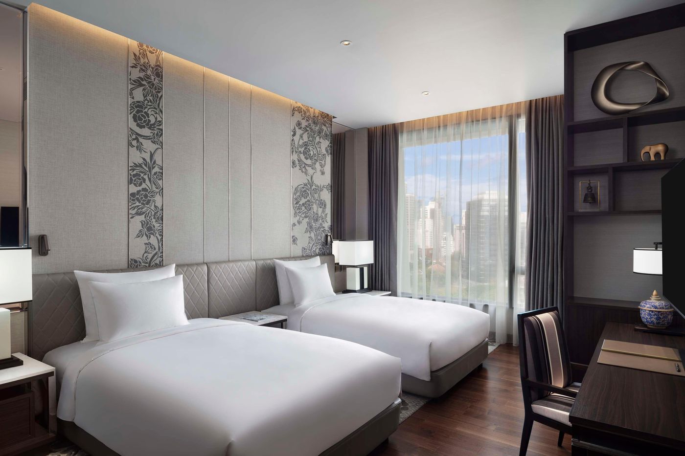 Sindhorn-Kempinski-Bangkok-Room-39