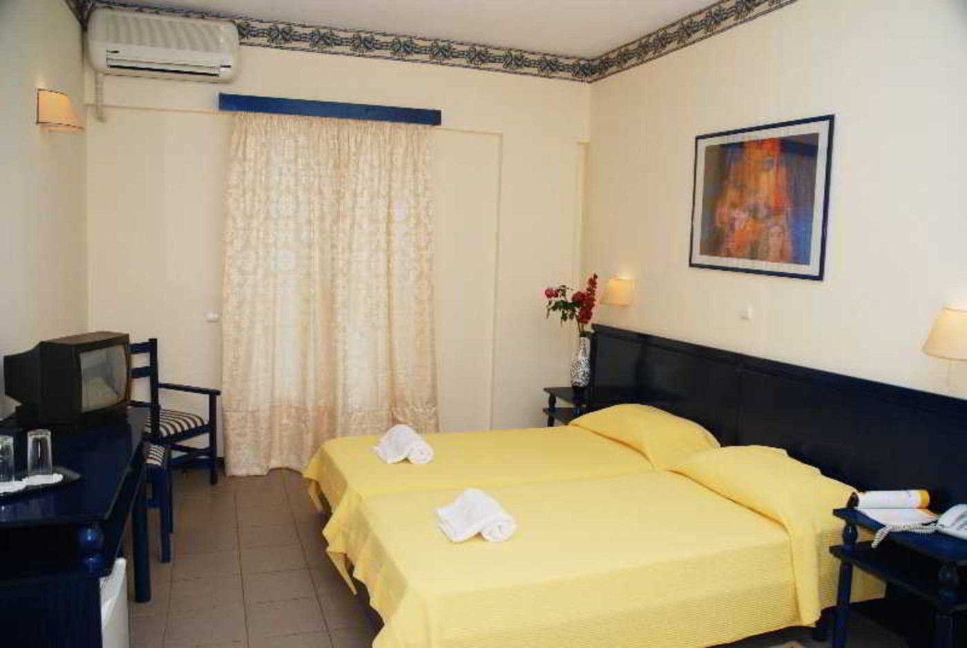 Zante-Royal-Resort-Room-10