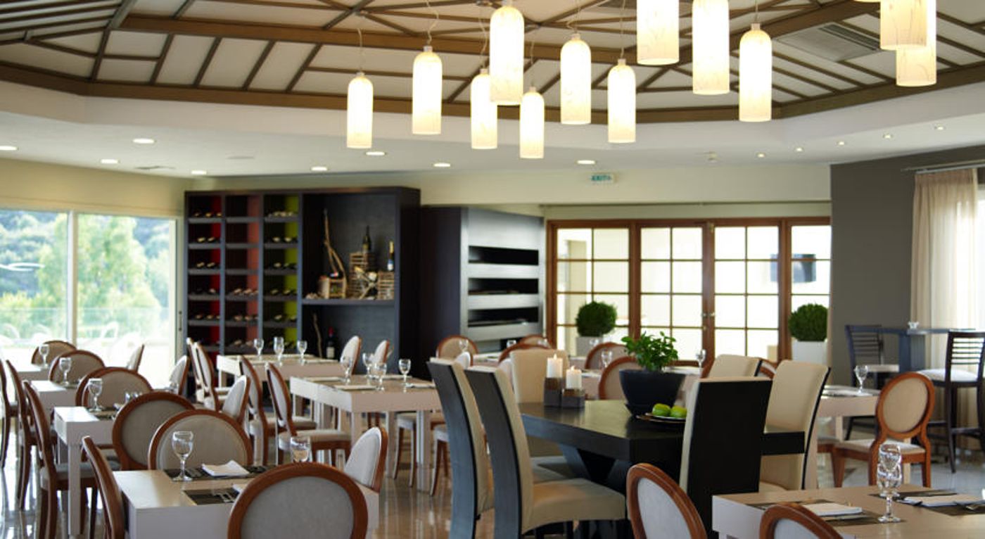 Proteas Bay - Adults Only