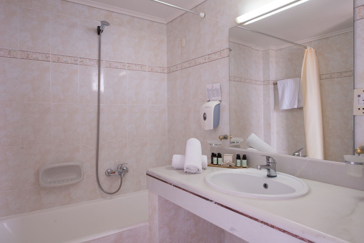 Athina Palace Resort & Spa