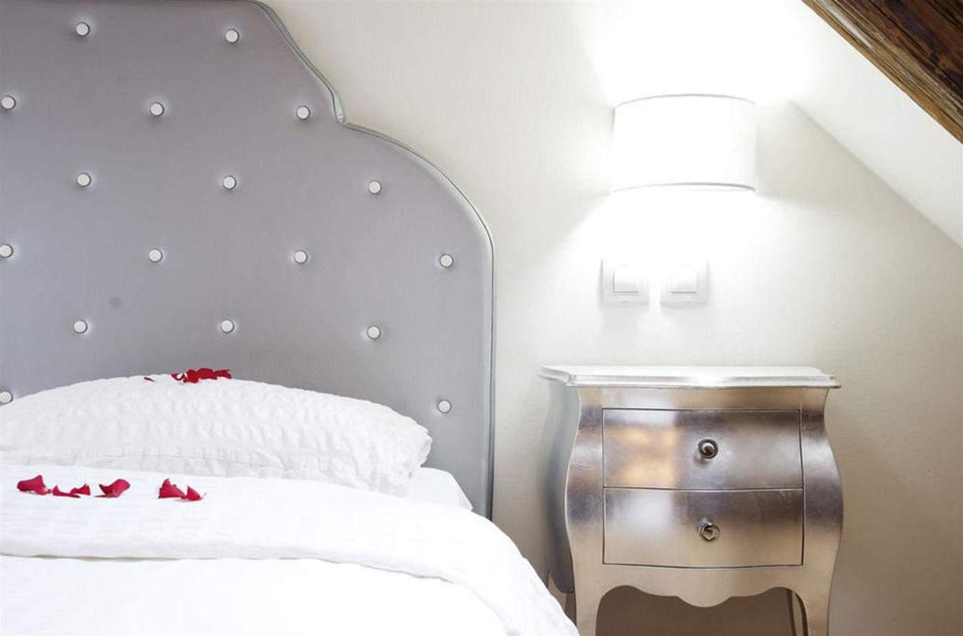 Dolce Vita Suites Hotel-Czech Republic-PRAGA-General view-1