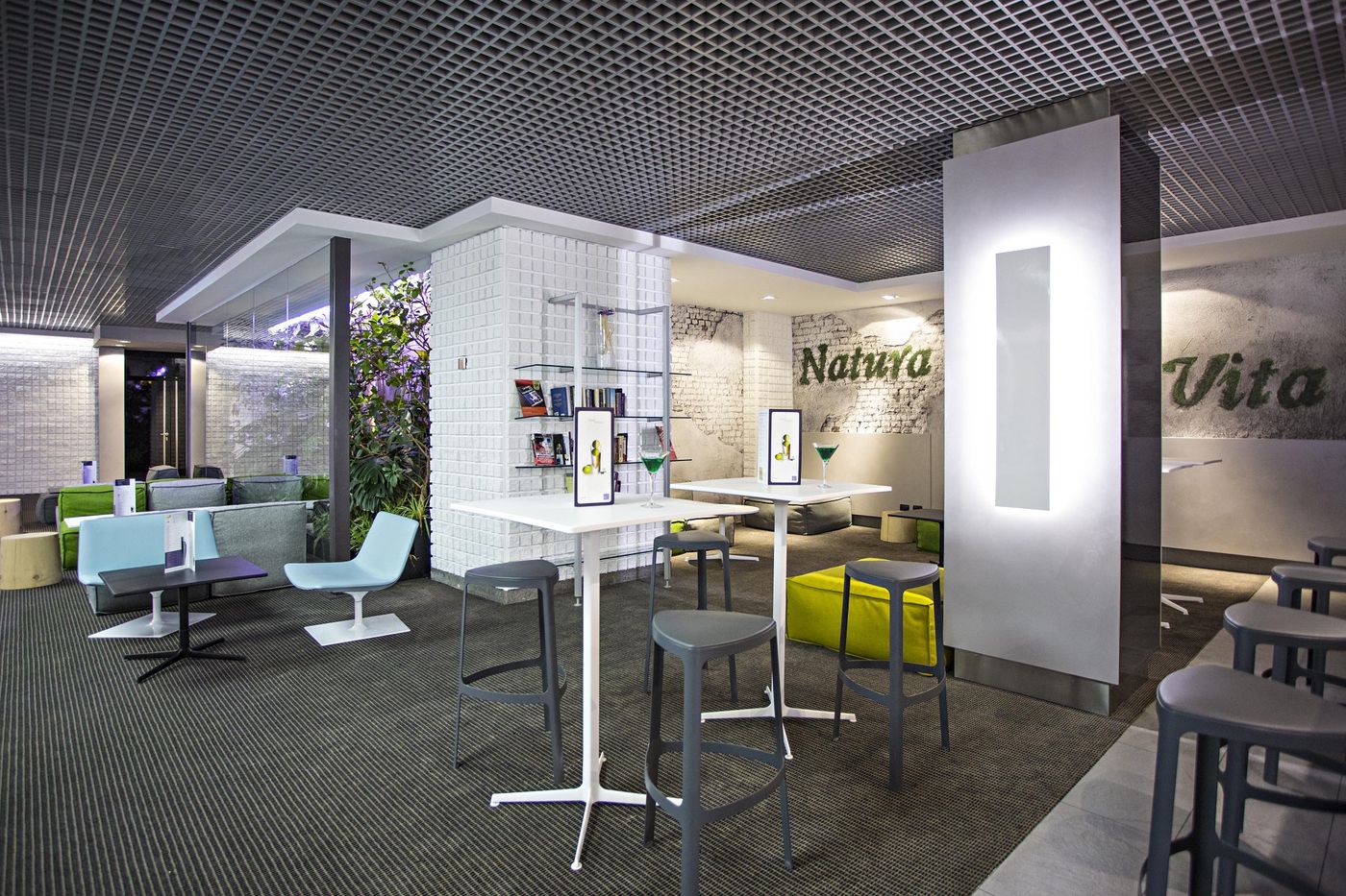 -o-Hostel-Milano-Ca--Granda-Bar-13