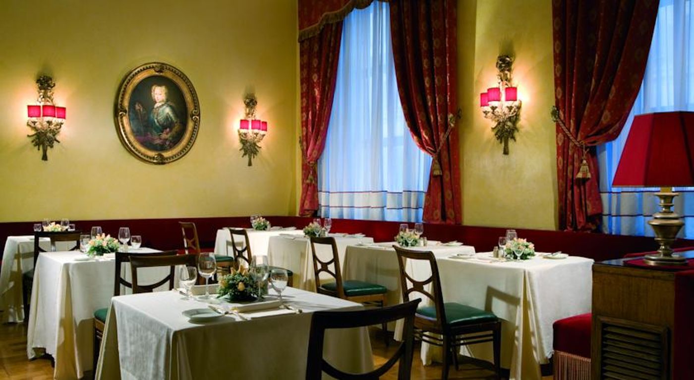 Bettoja-Hotel-Atlantico-Restaurant-37