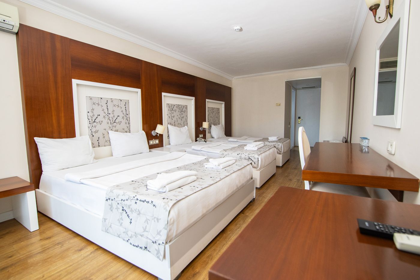 Sentinus Beach Hotel