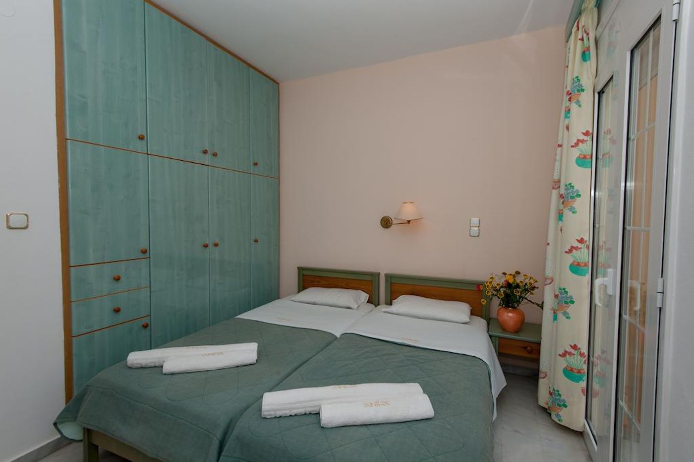 Sunrise Apartments - Sfakaki