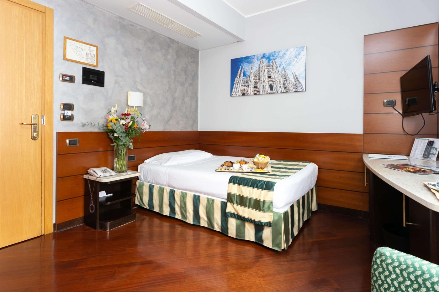 Hotel-Mirage--Sure-Hotel-Collection-by-Best-Wester-Room-7