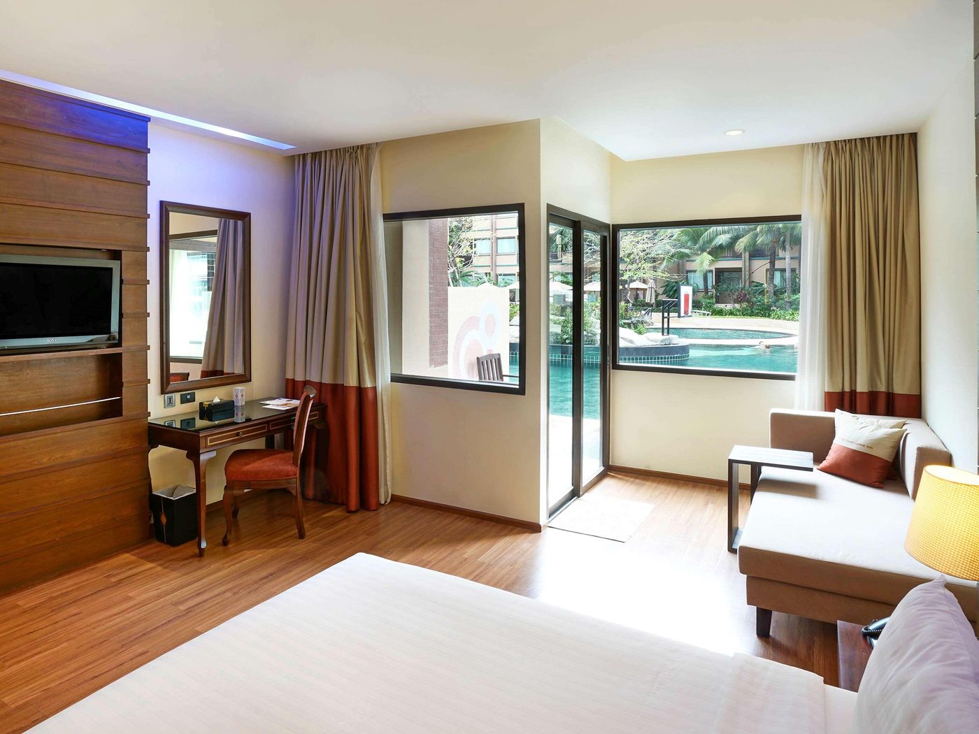 Novotel-Phuket-Vintage-Park-Room-29