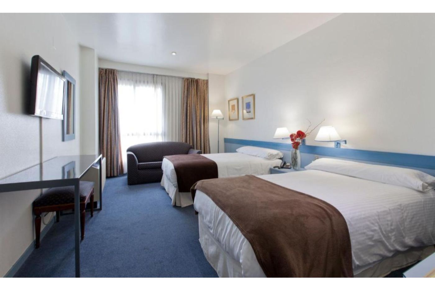 Espahotel-Plaza-de-Espana-Room-22