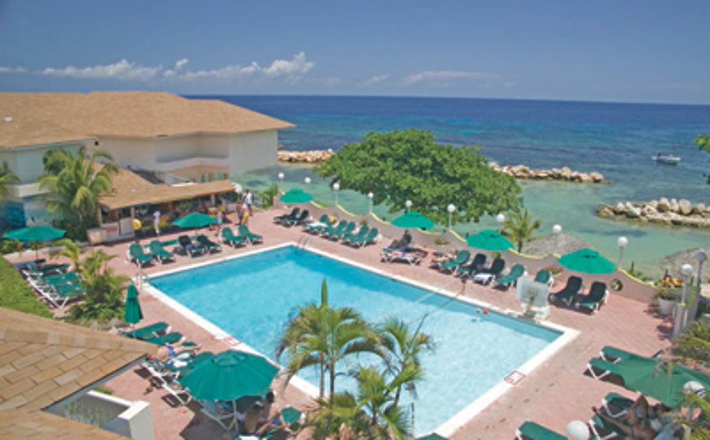 Club Ambiance Hotel - Adults Only