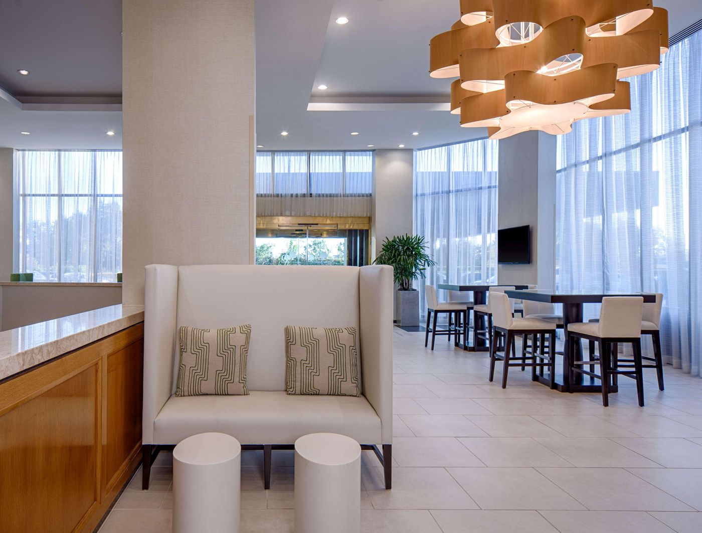 Doubletree Houston Greenway Plaza-United States-HOUSTON-General view-6