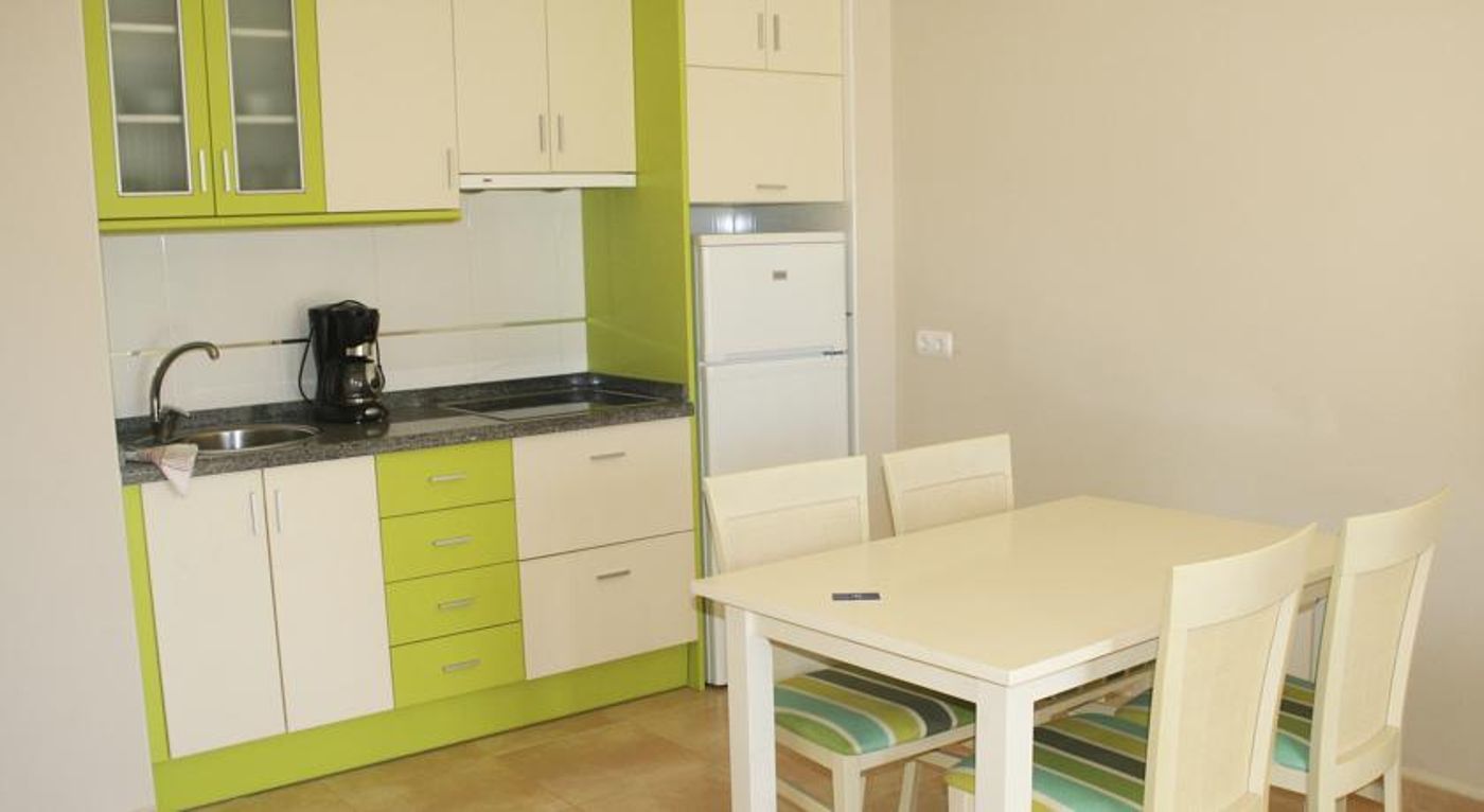 Esmeralda Suites Apartments