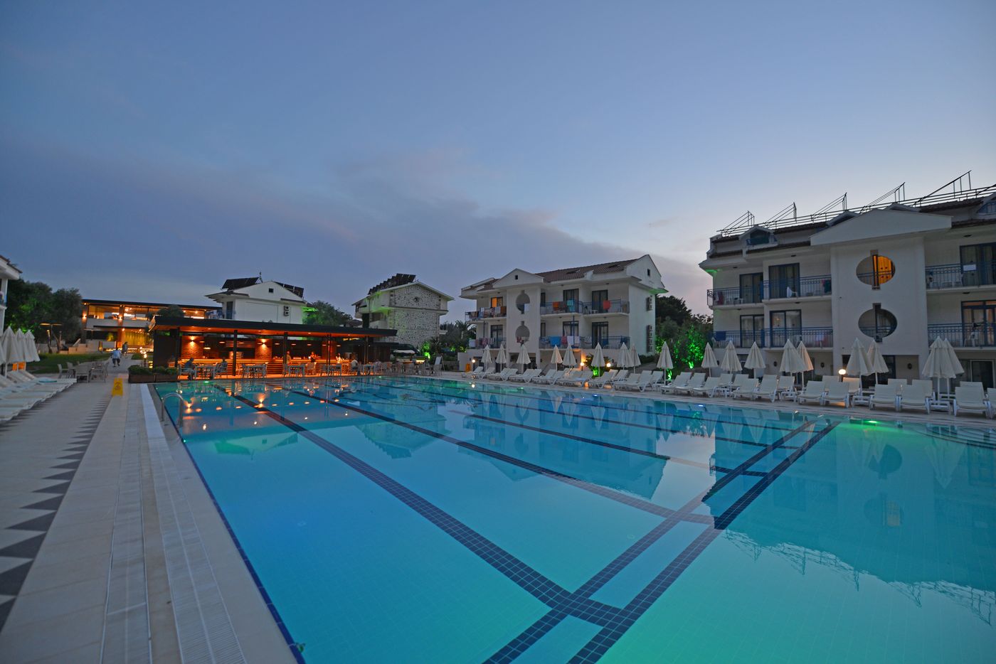 Belcekum Beach Hotel 