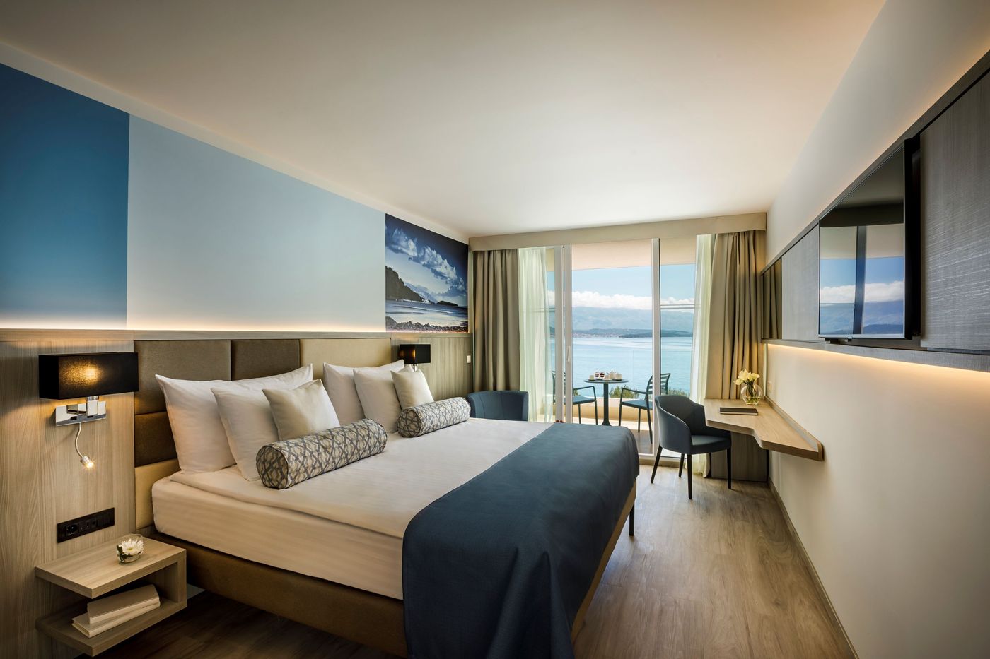 Carolina-Hotel---Residence-Room-13