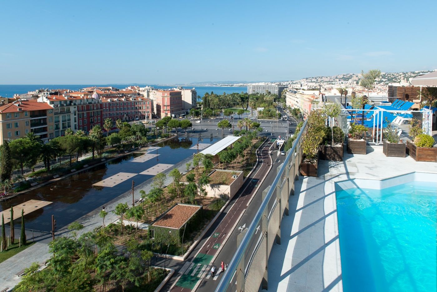 Aston-La-Scala-Pool-3