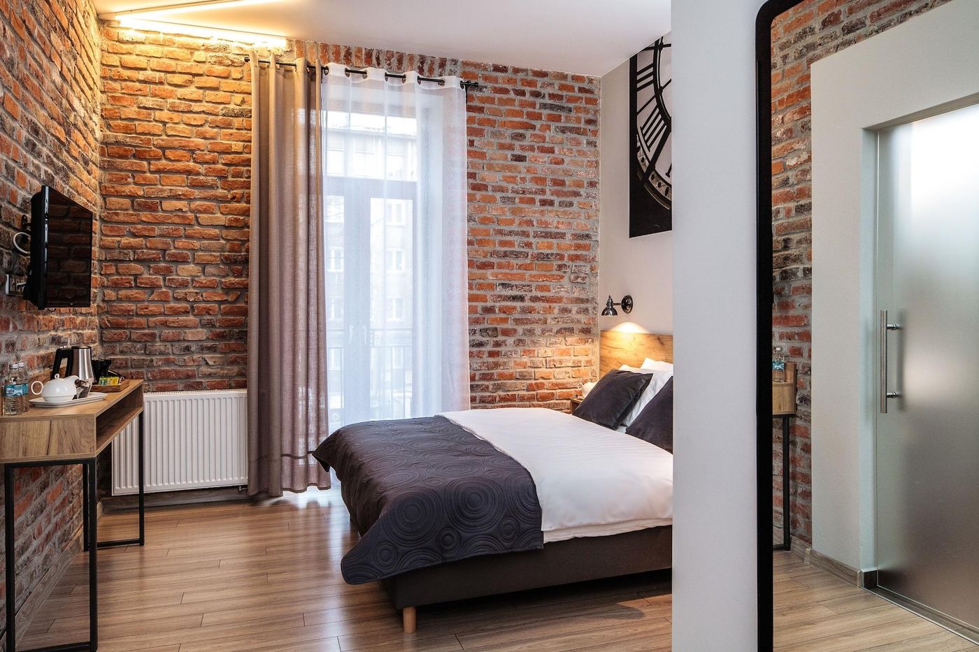 Art---Garden-Residence-Room-27