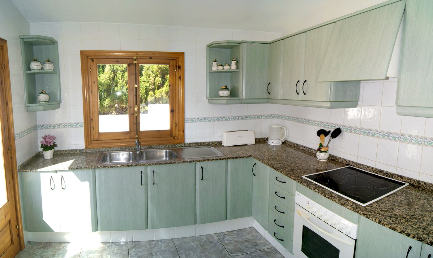 Calan Porter Playa Apartments