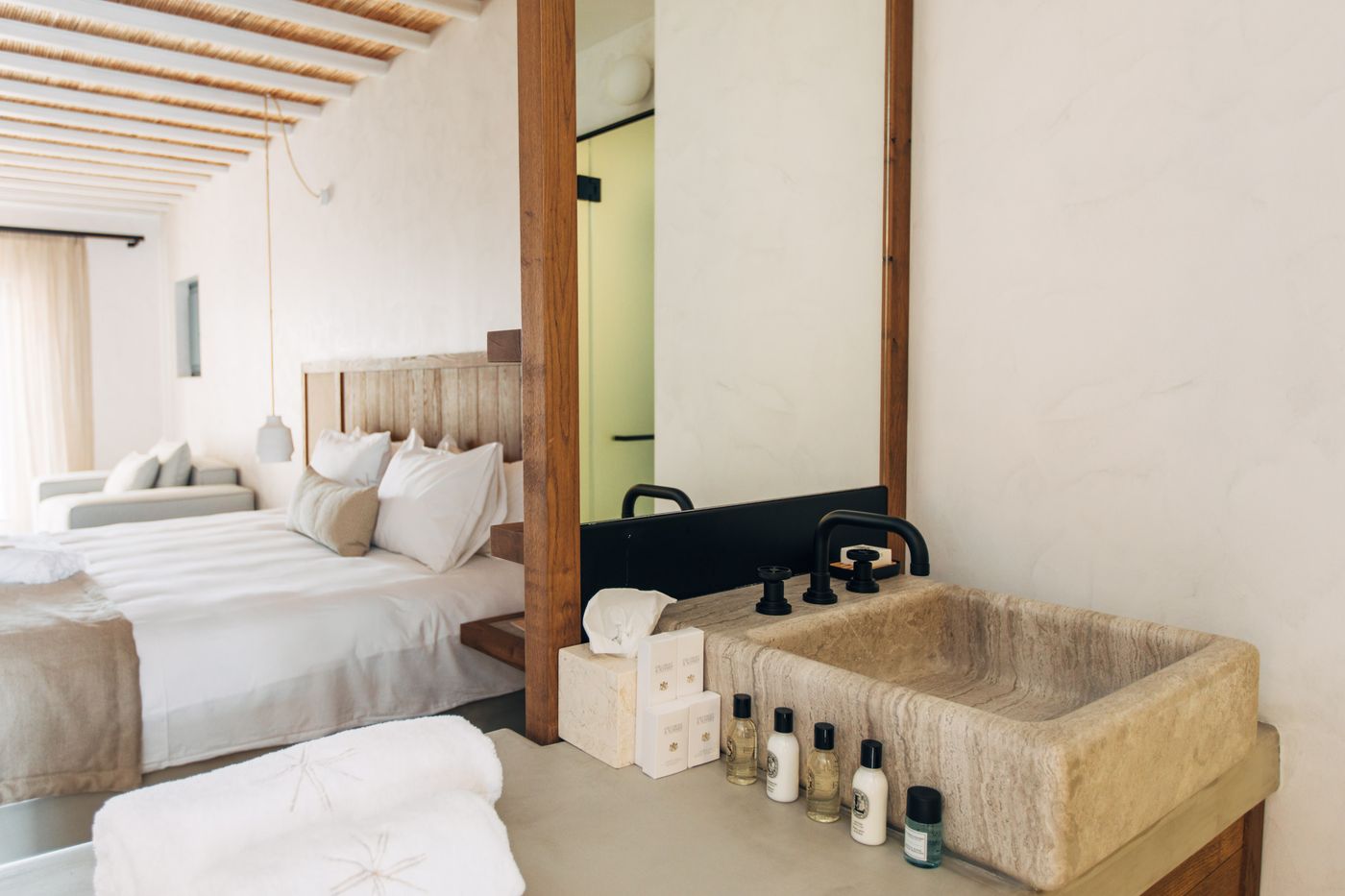 Branco-Mykonos-Room-36