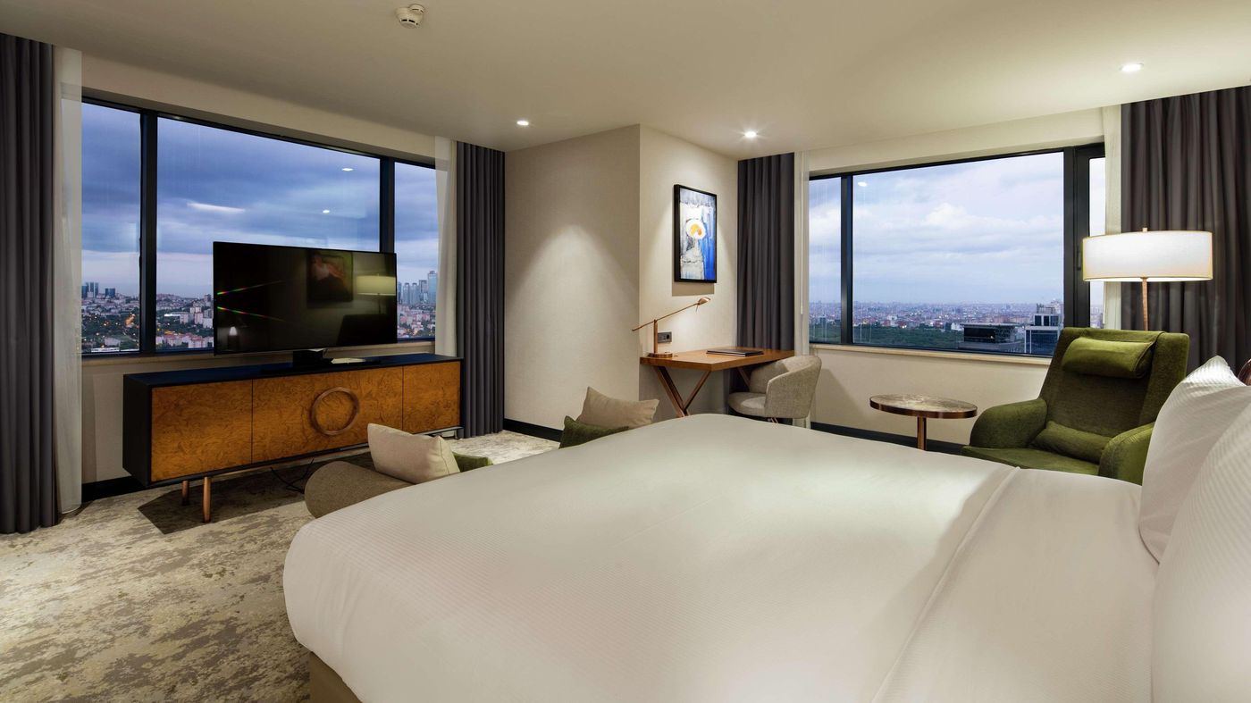 Hilton-Istanbul-Maslak-Room-35