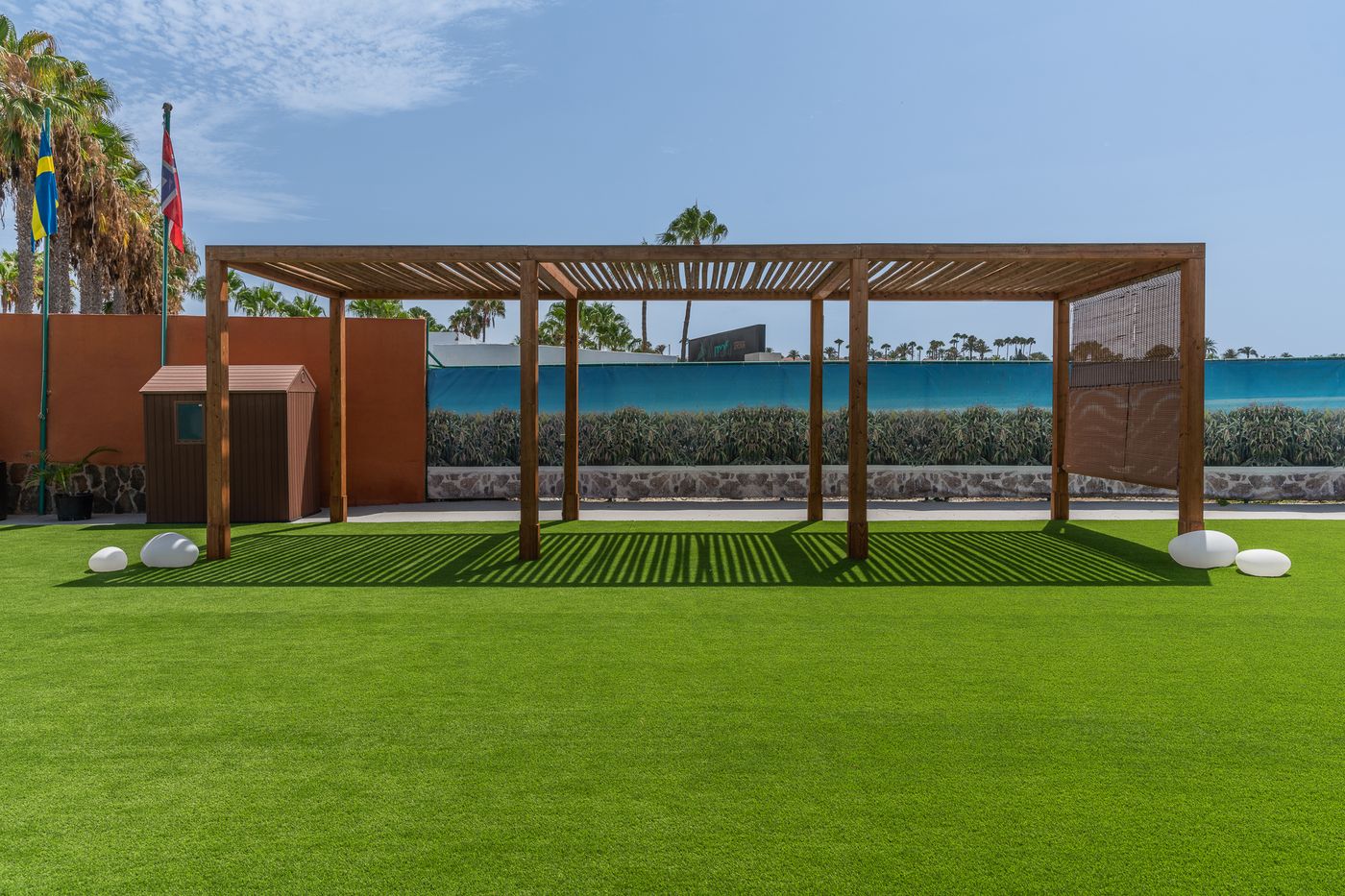 Hotel-LIVVO-Dunagolf-Suites-Terrace-36