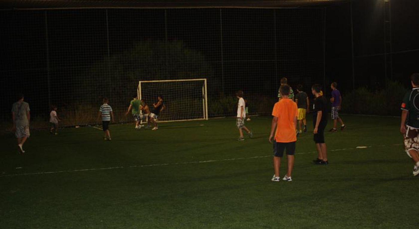 Whispering Sands Resort