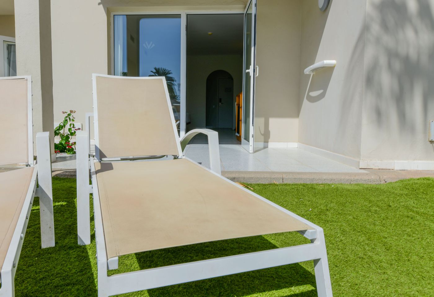 Hotel-LIVVO-Koala-Garden-Room-13