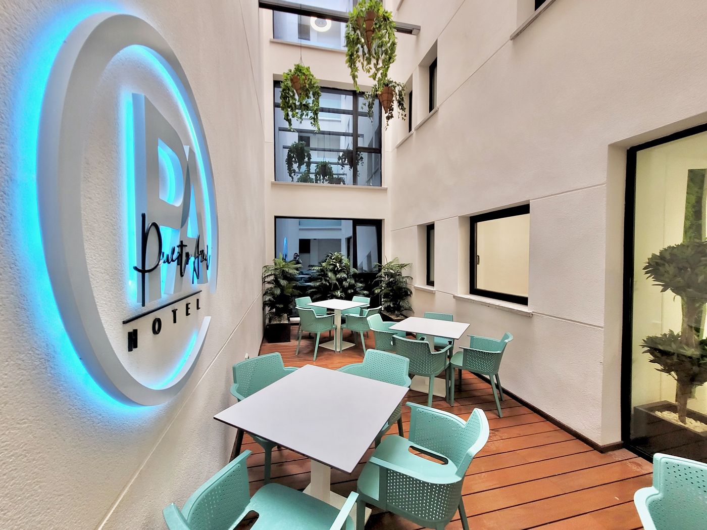 Puerto-Azul-Restaurant-44