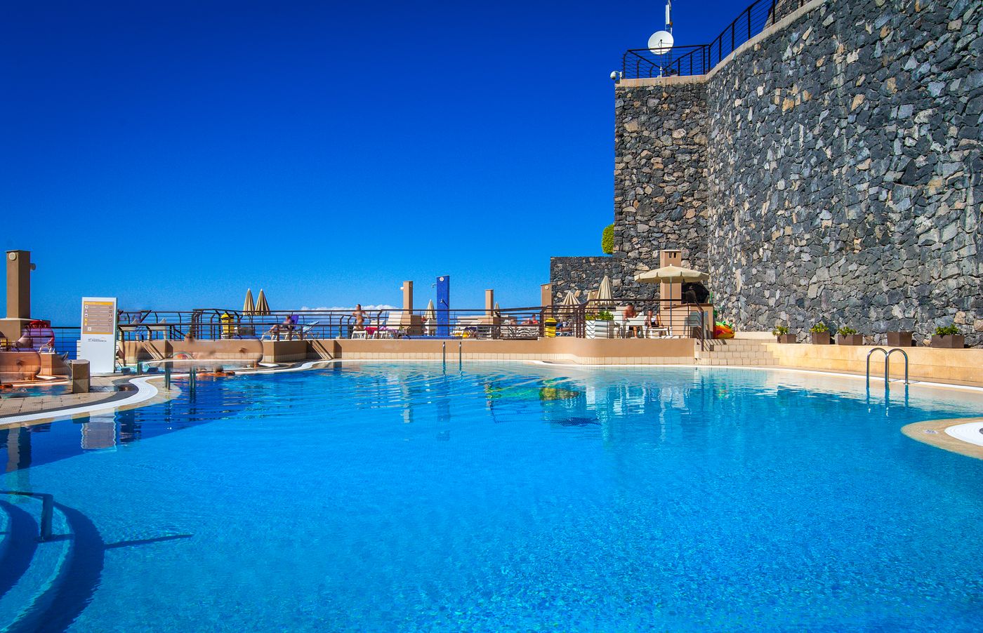 Panoramica-Heights-Pool-3