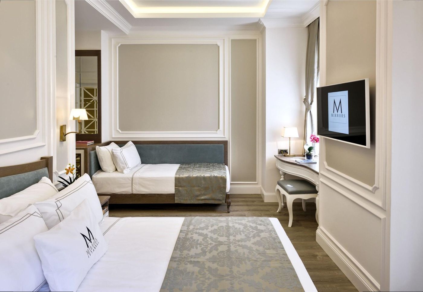 Mirrors-Hotel-Taksim-Room-22