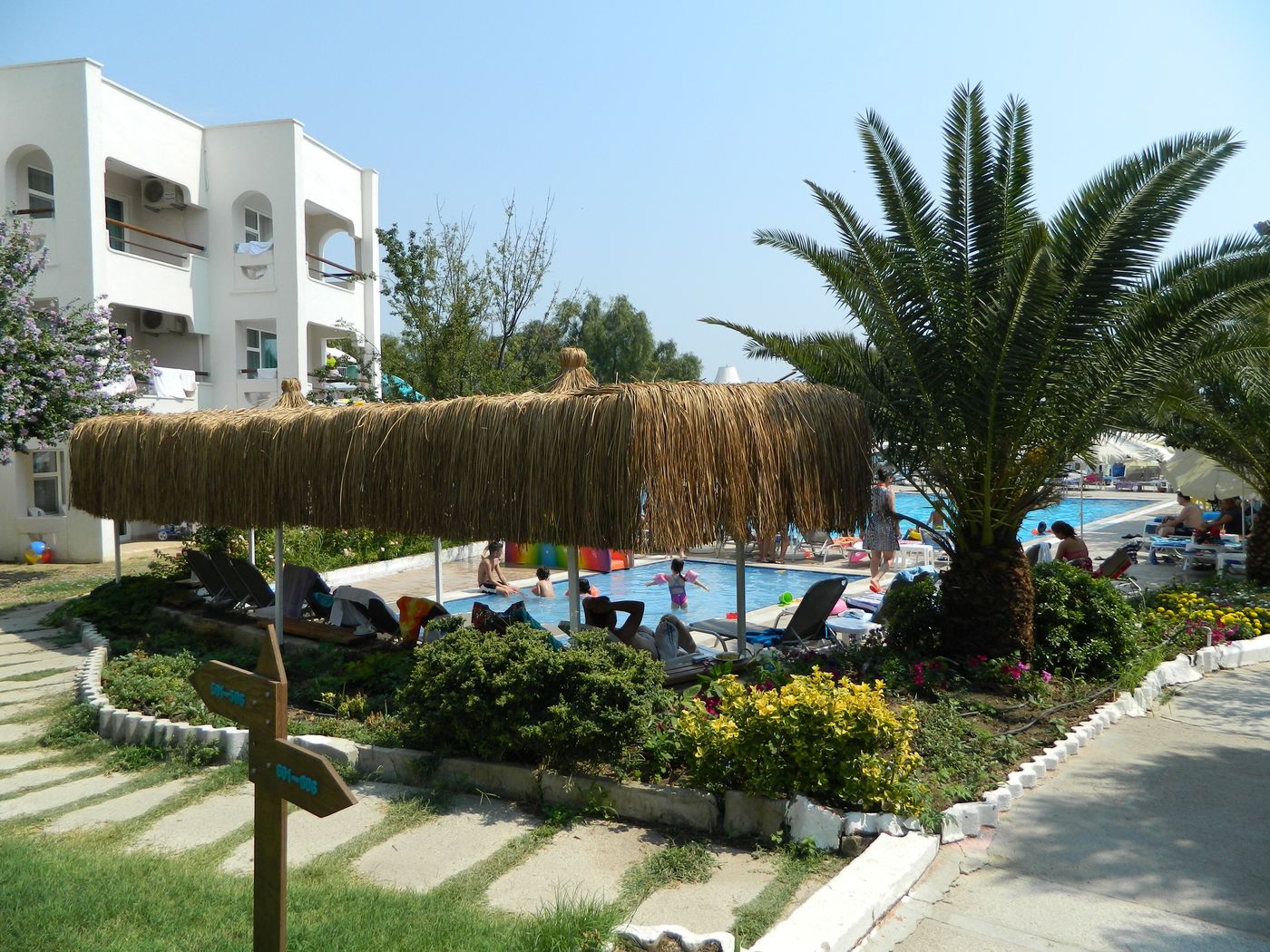 Carpe Mare Beach Resort