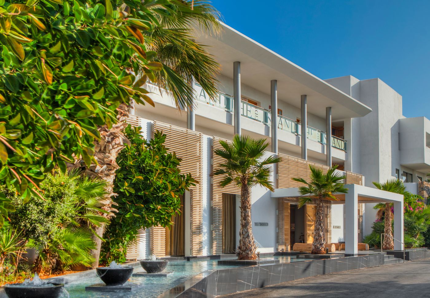 The-Island-Hotel---Adults-Only-Lobby-13