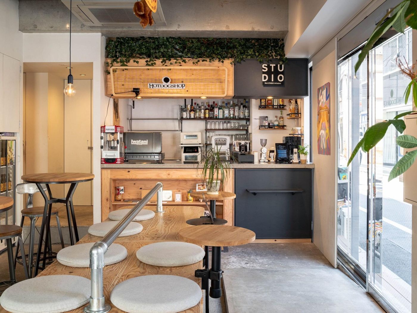 Artist Hotel - BnA STUDIO Akihabara-Japan-Tokyo-Lobby-8