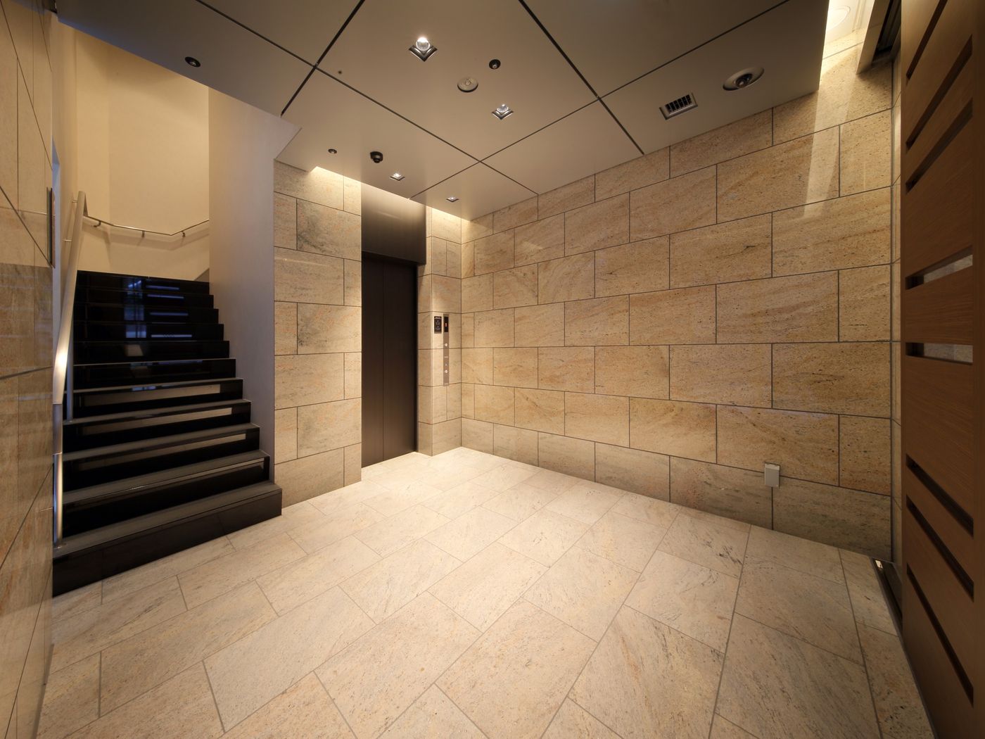 Keio Presso Inn Tokyo Station Yaesu-Japan-Tokyo-General view-3