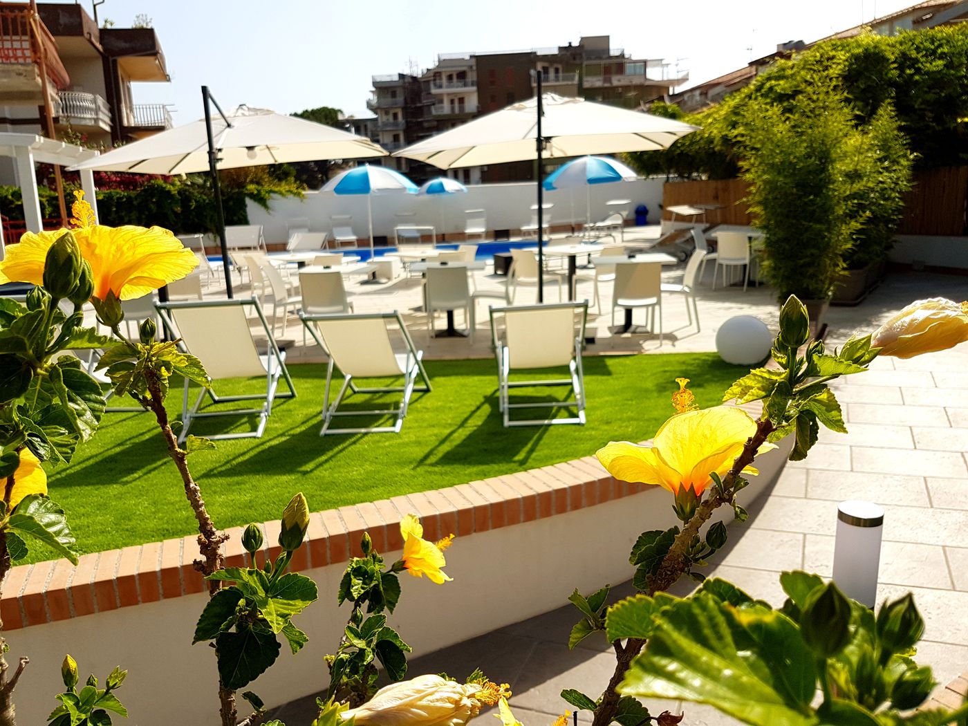 Hotel-Alexander-Pool-10