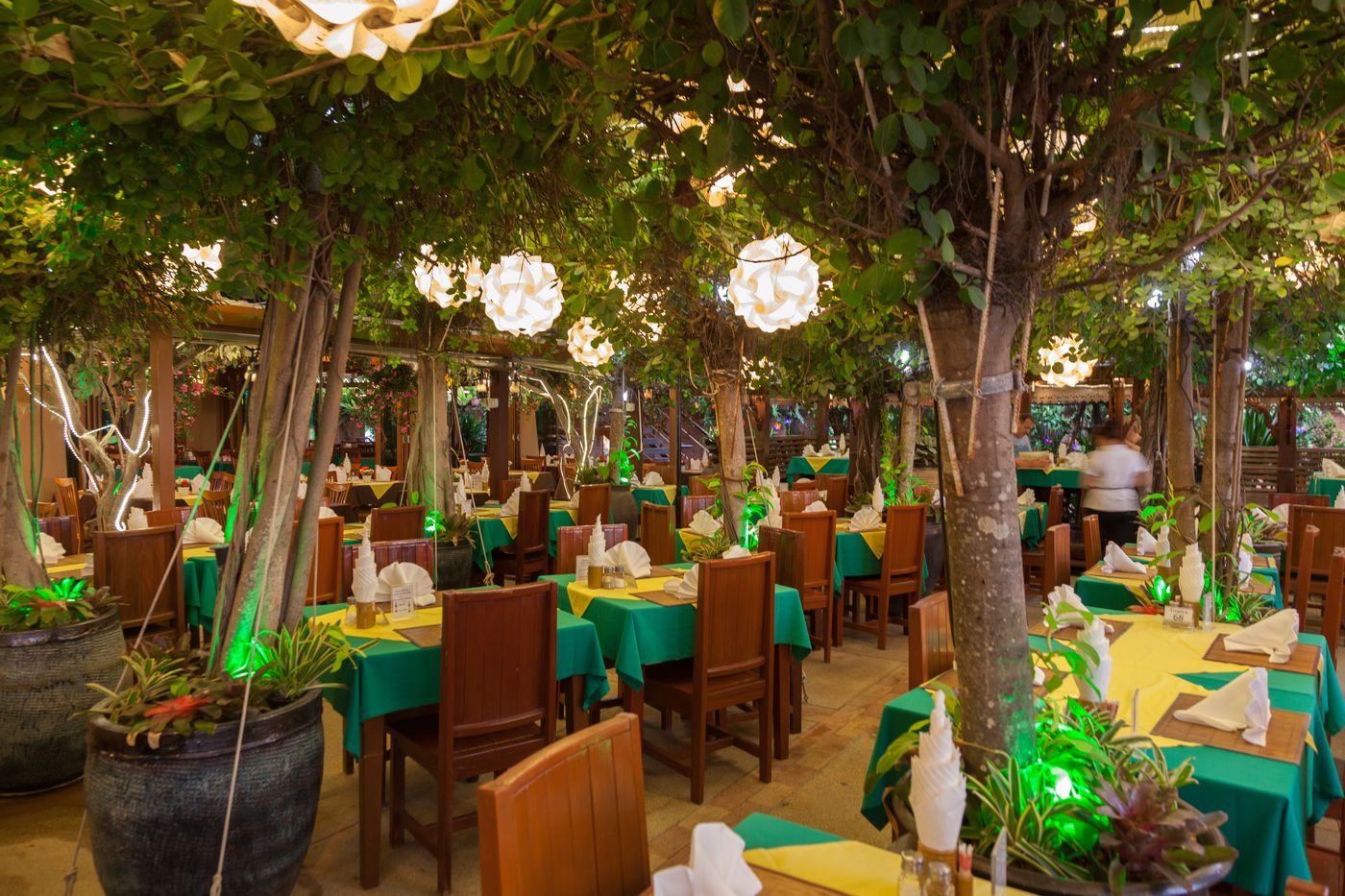 Tropica-Bungalow-Hotel-Restaurant-24