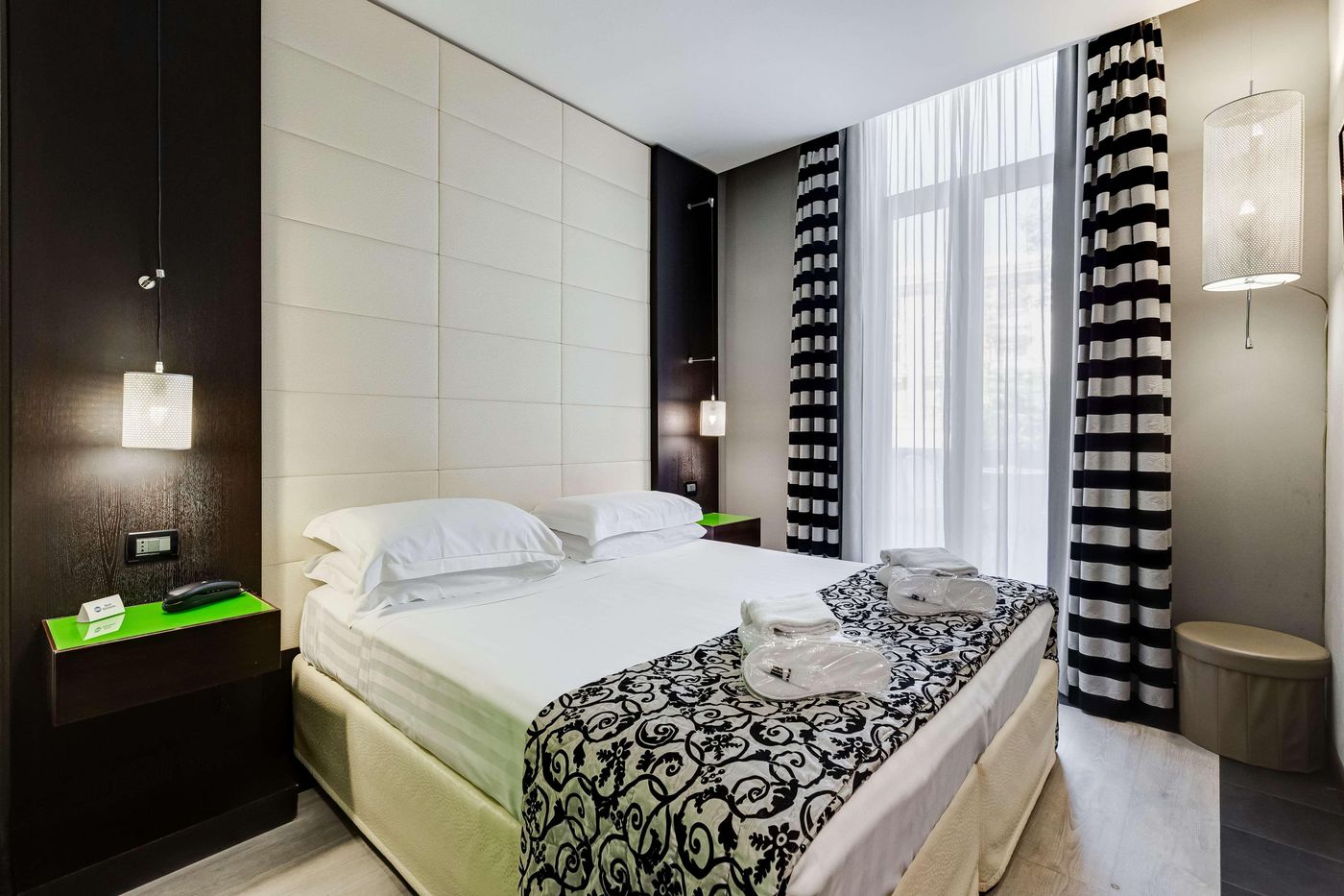 Best-Western-Cinemusic-Hotel-Room-28