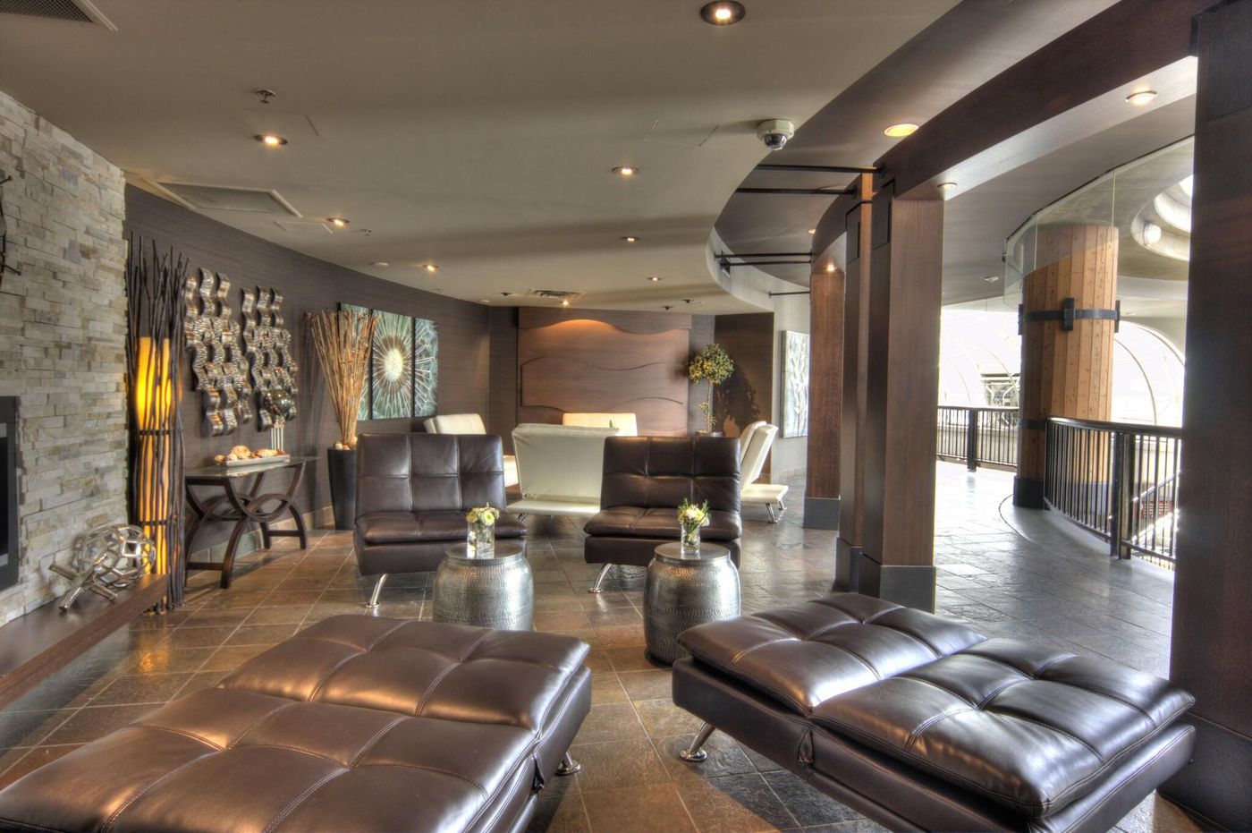 The-Lonsdale-Quay-Lobby-14