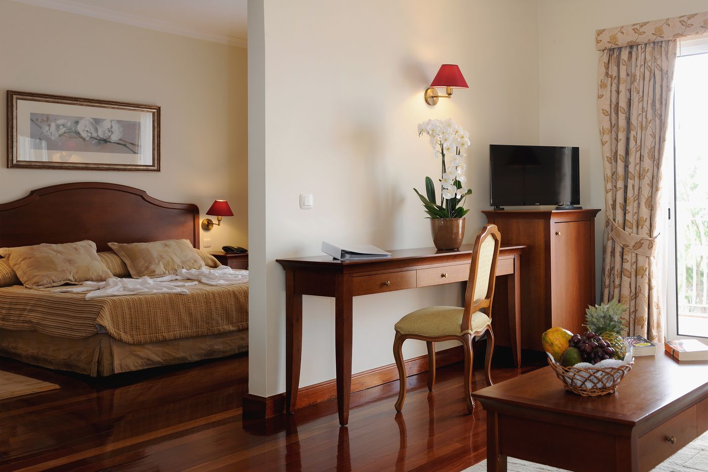 Ocean-Gardens-Room-21