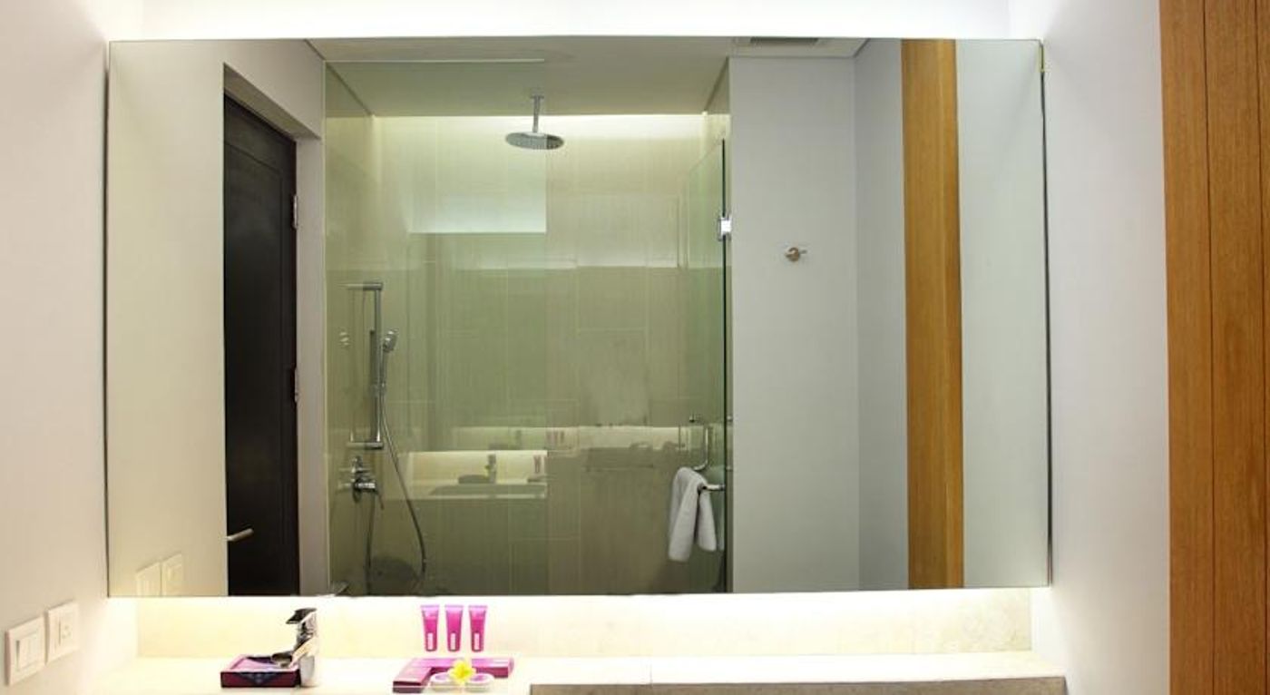 TRUNTUM KUTA Formerly Grand Inna Kuta-Indonesia-BALI-Room-4